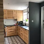 Entire Three Bed House With Garden