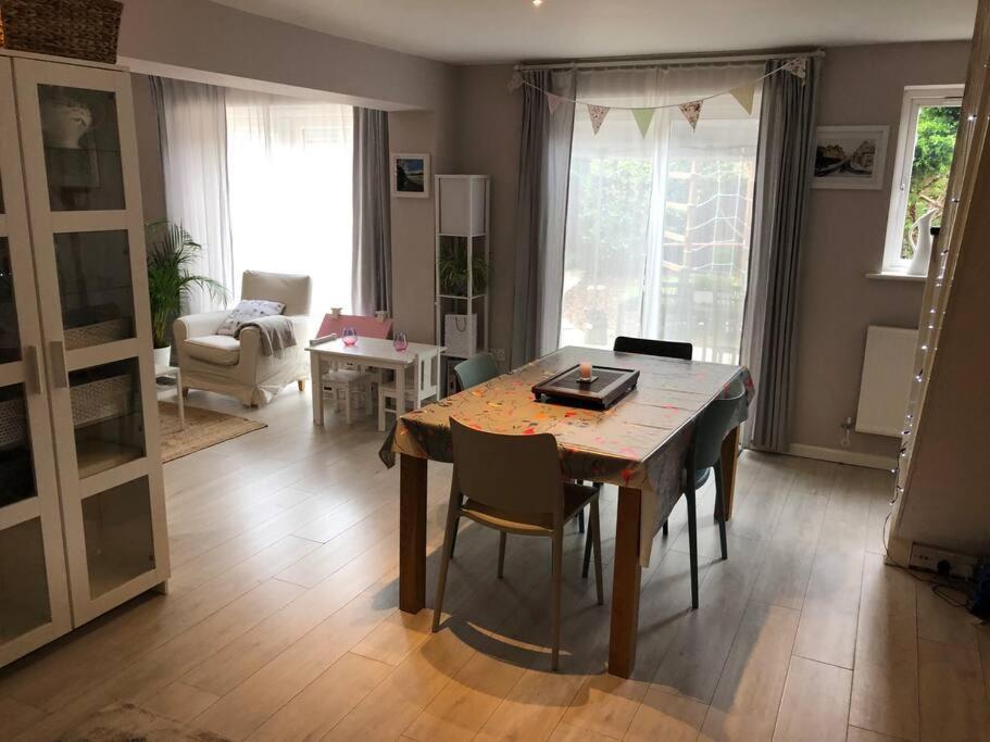 Entire Three Bed House With Garden Feriehus Bristol