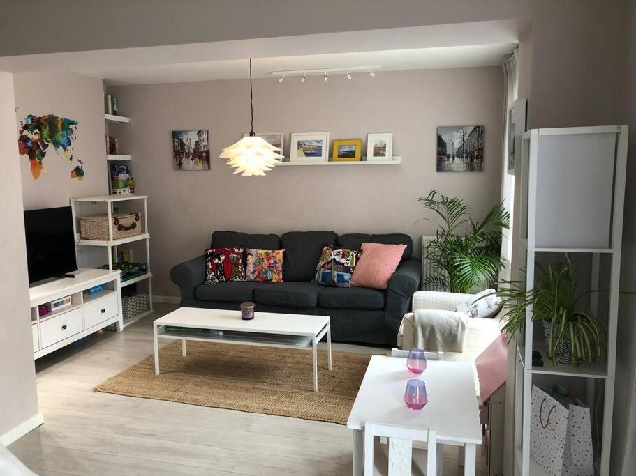 Entire Three Bed House With Garden